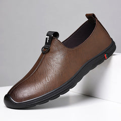 Breathable soft sole casual  versatile leather shoes