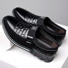 Men's Large Size Soft Sole Comfortable Casual Leather Shoes