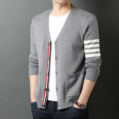 Top Grade New Winter Fashion Knitted Cardigan